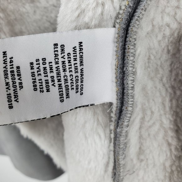 Ruby Rd Grey Faux Suede Women's Open Front Vest Size Medium - Picture 4 of 8